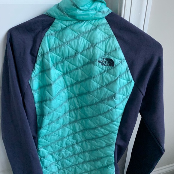 Teal and Purple north face jacket - Picture 5 of 5